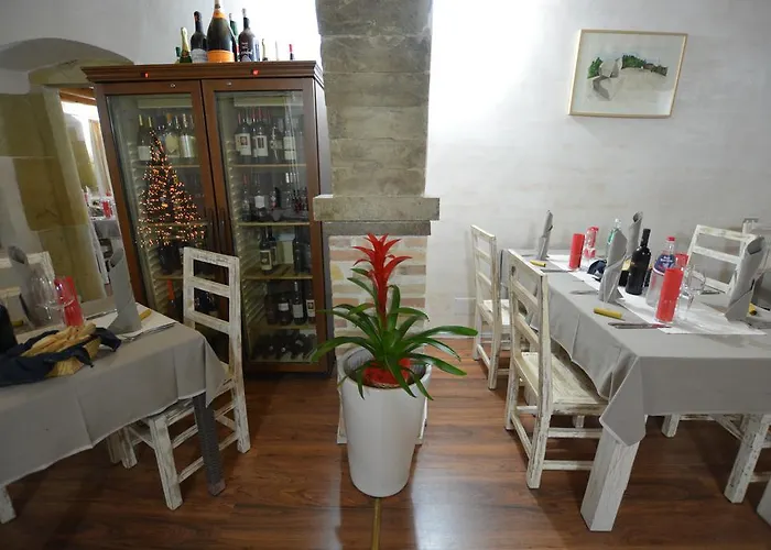 Abas Ristorante Pizzeria Гостевой дом